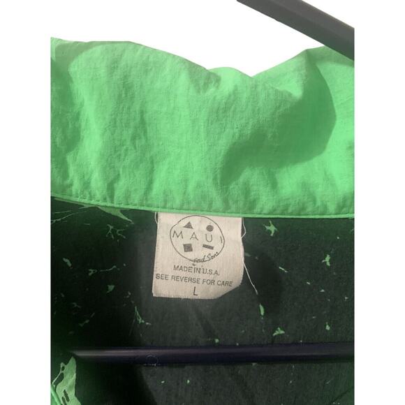 Vintage 90s Maui & Sons Large Green Windbreaker Jacket Shark Pattern - Picture 6 of 11